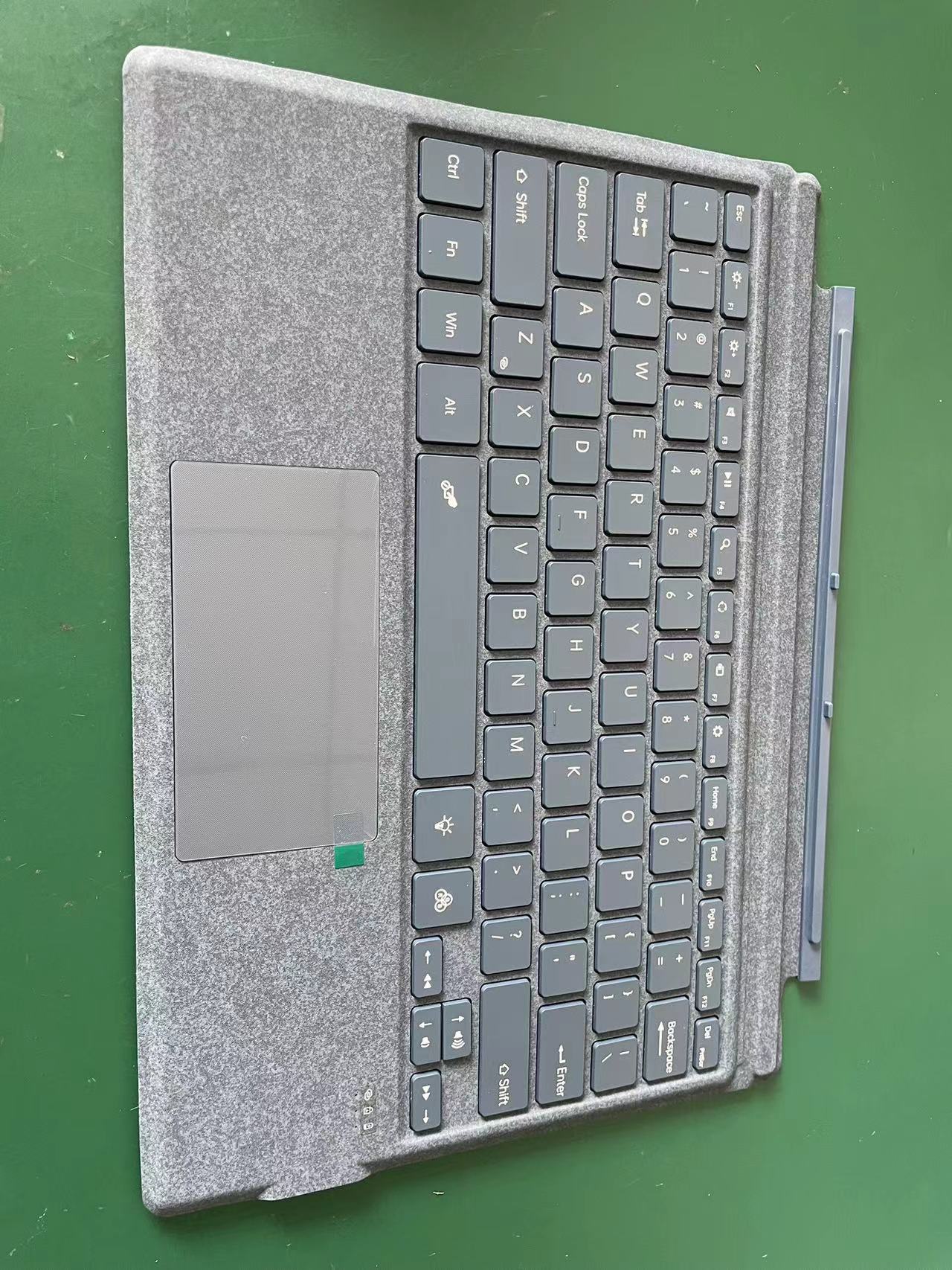 Red Bluetooth Single Keyboard with Colorful Backlight Wireless Keyboard Suitable for Surface pro3 /4/5/6/7/7+